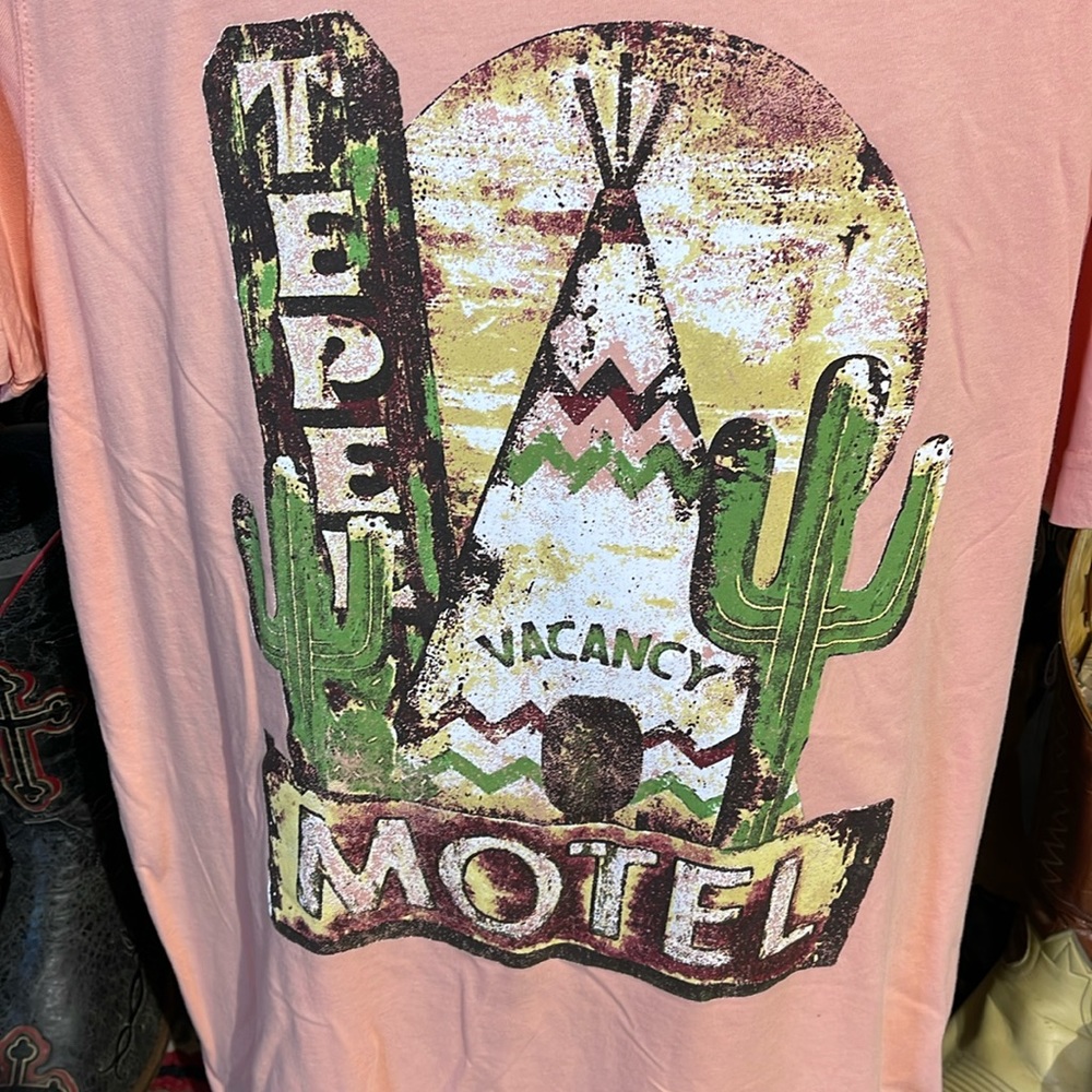 Graphic tee